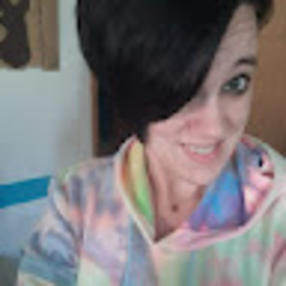 Meet your Posher, Jessie - Picture 1 of 1